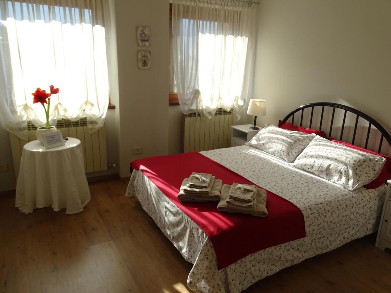 La Casa Di Clara Bed & Breakfast Esine Exterior photo
